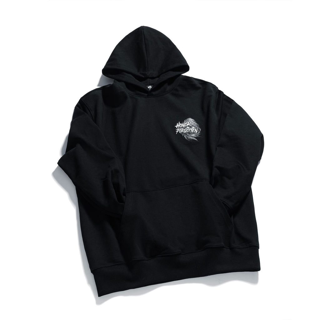 Schwarzer Honor Forgotten Hoodie mit gesticktem Brustlogo in schräger Frontansicht